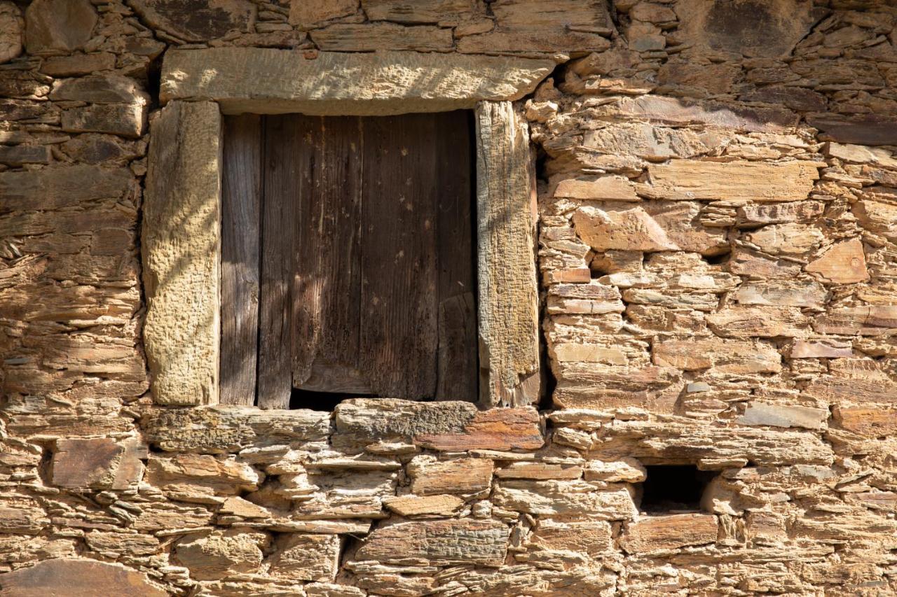 Cavalo De Xisto - Turismo Rural, Lda. Guest House Almaceda Eksteriør bilde